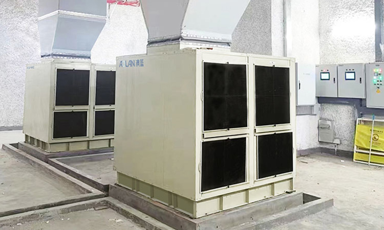 Projet de ventilation et de refroidissement dans le couloir d'une gare ferroviaire à grande vitesse du Henan