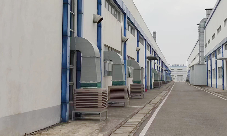 Un projet de ventilation et de refroidissement du hangar de maintenance du bureau ferroviaire